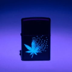 Zippo 48677 Pixel Cannabis Design - Rabbit Habit 