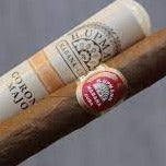 H.UPMANN Coronas Major A/T, (HABANA- CUBA) ( 42 × 129 毫米 (5⅛″) ) - Rabbit Habit 