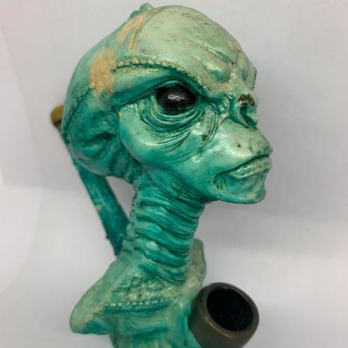 Alien Pipe - Rabbit Habit 